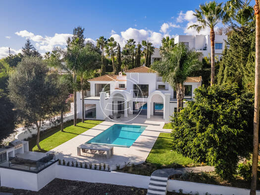 Villa zum Kauf 2.250.000 € 385 m² 1.259 m² Grundstück Benahavis 29679