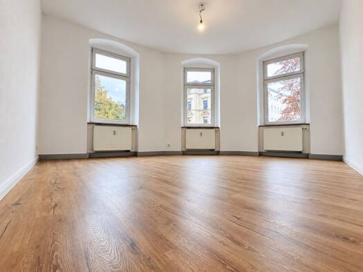 Wohnung zur Miete 950 € 3 Zimmer 95 m² Geschoss 1/5 frei ab 01.01.2027 Zwingerstraße 18 Innenstadt Halle (Saale) 06110