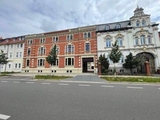Wohnung zur Miete 865 € 3 Zimmer 107,9 m² 2. Geschoss frei ab sofort Karl-Marx-Straße 43 Zerbst Zerbst/Anhalt 39261