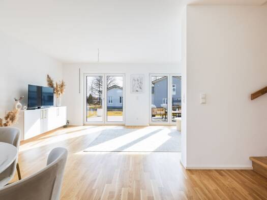 Doppelhaushälfte zum Kauf provisionsfrei 449.000 € 4 Zimmer 110,5 m² 250 m² Grundstück Bogenberg Bogen 94327