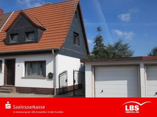 Doppelhaushälfte zum Kauf 85.000 € 3 Zimmer 83 m² 374 m² Grundstück Bernburg 06406