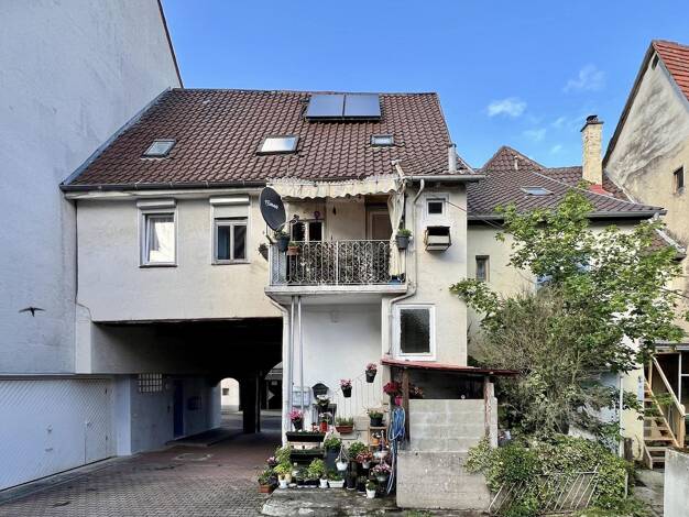 Reihenmittelhaus zum Kauf 298.000 € 7 Zimmer 165 m² 208 m² Grundstück Kirchheim am Neckar 74366
