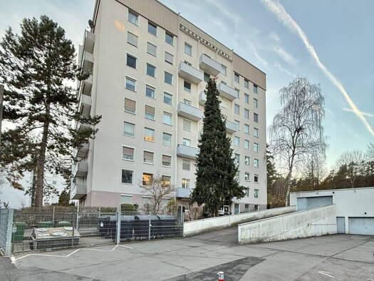Wohnung zum Kauf 250.000 € 4 Zimmer 77 m² frei ab sofort Alterlangen Erlangen 91056