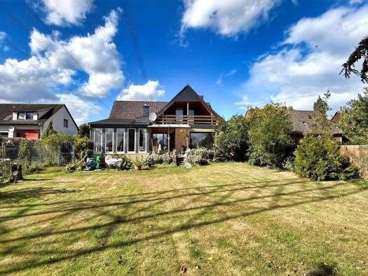 Einfamilienhaus zum Kauf 449.000 € 8 Zimmer 193 m² 1.097 m² Grundstück Kirchhorst Isernhagen 30916