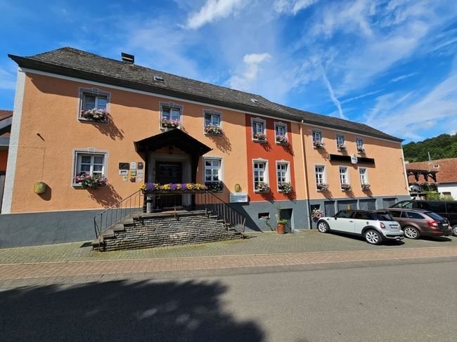 Hotel zum Kauf 399.000 € 428 m²<br/>Gastrofläche 1.563 m²<br/>Grundstück Niederehe Üxheim 54579