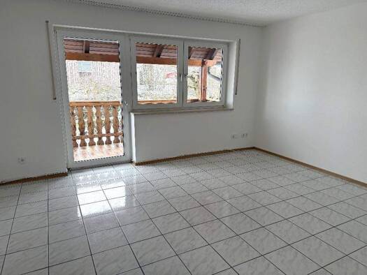 Wohnung zur Miete 850 € 3,5 Zimmer 85 m² 1. Geschoss Attenkirchen 85395