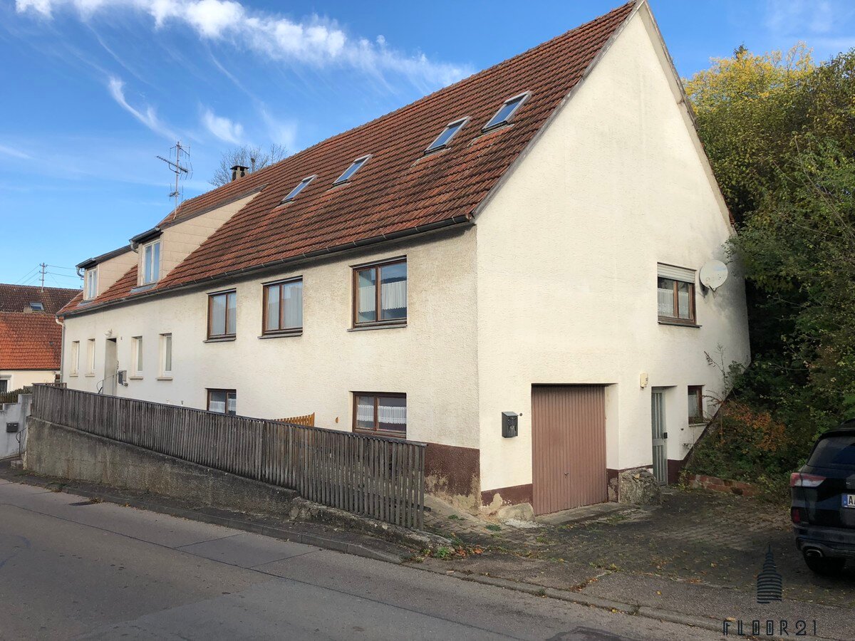 Mehrfamilienhaus zum Kauf 299.000 € 6 Zimmer 140 m²<br/>Wohnfläche 670 m²<br/>Grundstück Dorfmerkingen Neresheim / Dorfmerkingen 73450