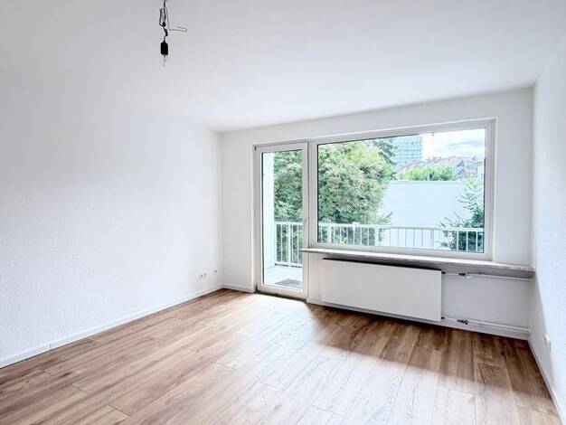 Wohnung zur Miete 975 € 3 Zimmer 65 m² 1. Geschoss frei ab sofort Hügelstraße 253 Ginnheim Mitte-Nord 60431