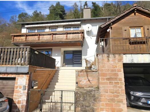 Einfamilienhaus zum Kauf provisionsfrei 449.000 € 8 Zimmer 219 m² 1.076 m² Grundstück Lambrecht (Pfalz) 67466