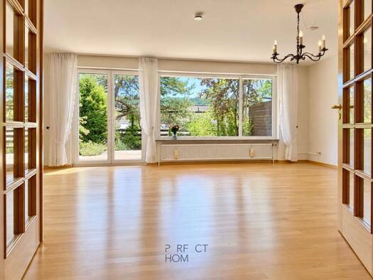 Reihenmittelhaus zum Kauf 689.000 € 7 Zimmer 190 m² 275 m² Grundstück Ramtel Leonberg 71229