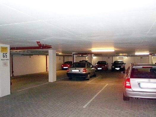 Tiefgaragenstellplatz zur Miete provisionsfrei 95 € Stiftsgasse 2 Gotha 99867