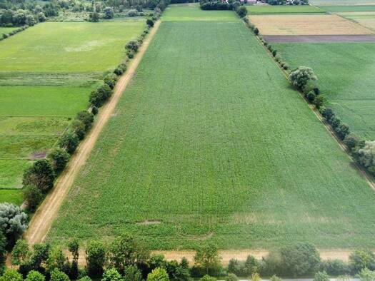 Land-/Forstwirtschaft zum Kauf 2.600.000 € 109.680 m² Grundstück Ismaning 85737