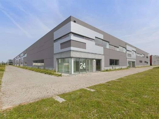 Lagerhalle zur Miete 2.200 m² Lagerfläche Prager Straße 7 a Nieder-Eschbach Frankfurt am Main 60437