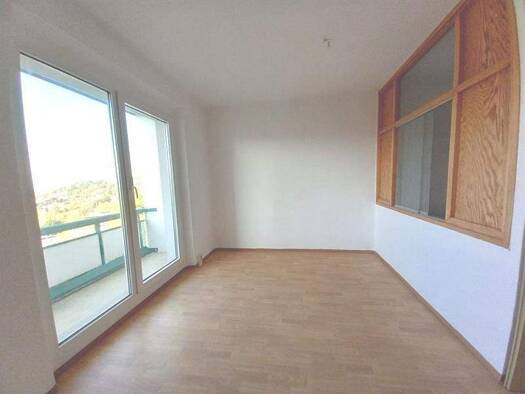 Wohnung zur Miete 327 € 3 Zimmer 57 m² 3. Geschoss frei ab sofort Allendestraße 25 Schmalkalden 98574