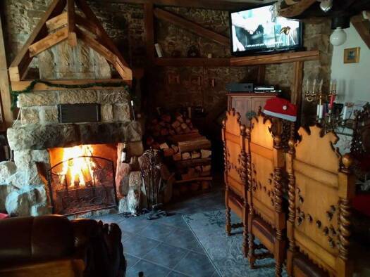 Mehrfamilienhaus zum Kauf 495.000 € 19 Zimmer 950 m² 1.500 m² Grundstück Bretnig Großröhrsdorf 01900