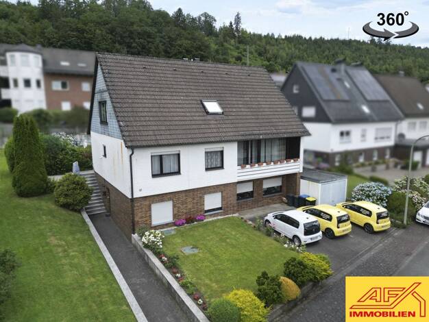 Mehrfamilienhaus zum Kauf 286.000 € 8 Zimmer 253 m² 666 m² Grundstück Freienohl Meschede 59872