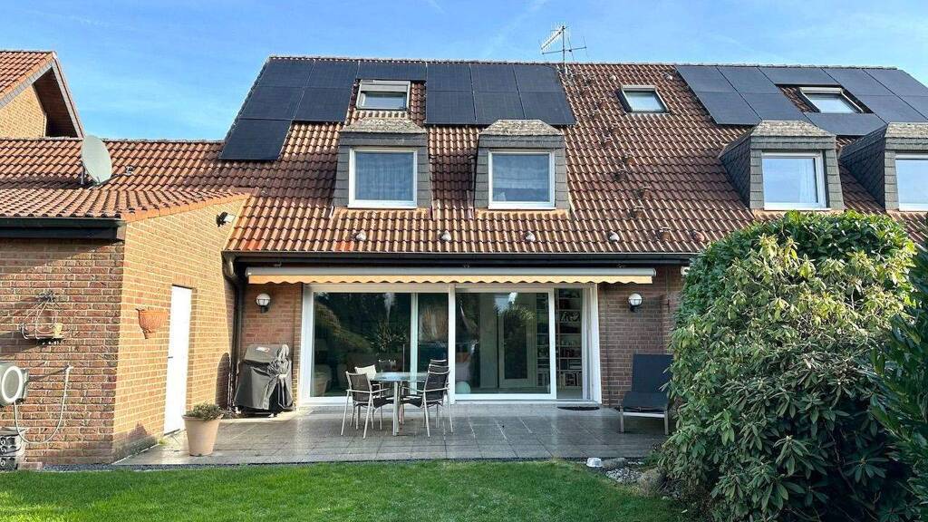 Doppelhaushälfte zum Kauf 698.000 € 5 Zimmer 135,8 m² 468 m² Grundstück Rosellen Neuss 41470