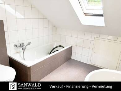 Wohnung zur Miete 330 € 2,5 Zimmer 33 m² Dachgeschoss, 4. Geschoss Ringstraße 122 Börnig Herne 44627