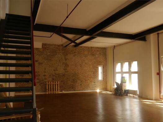 Bürofläche zur Miete provisionsfrei 2.328 € 8 Zimmer 291 m² Bürofläche teilbar von 12 m² bis 95 m² Iserstraße Teltow 14513