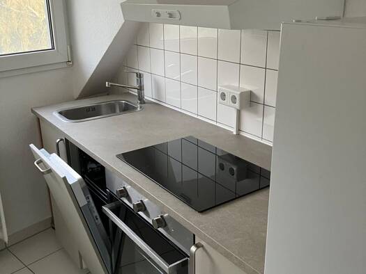 Wohnung zur Miete 580 € 2 Zimmer 47 m² Geschoss 2/2 frei ab sofort Hardtgenbuscher Kirchweg Ostheim Köln 51107