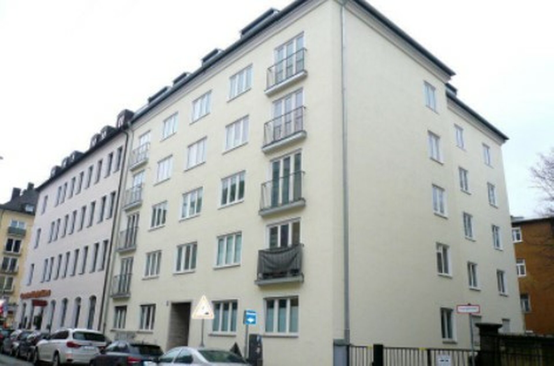 Wohnung zur Miete 1.200 € 2 Zimmer 58 m²<br/>Wohnfläche 01.12.2024<br/>Verfügbarkeit Josephsplatz München 80798