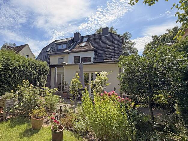 Doppelhaushälfte zum Kauf 569.000 € 5 Zimmer 127 m² 518 m² Grundstück Wandsbek Hamburg 22047