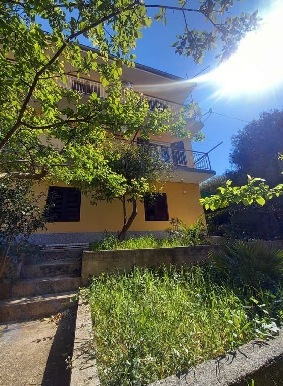 Haus zum Kauf 690.000 € 12 Zimmer 240 m²<br/>Wohnfläche 520 m²<br/>Grundstück Mali Losinj 51553