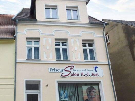 Haus zum Kauf 75.000 € 4 Zimmer 90 m² 668 m² Grundstück Lenzen Lenzen (Elbe) 19309