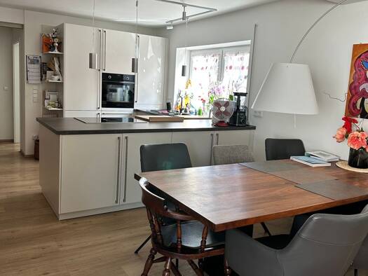 Wohnung zur Miete 1.150 € 4 Zimmer 115 m² Geschoss EG/1 frei ab 01.12.2026 Holzheim Neumarkt in der Oberpfalz 92318