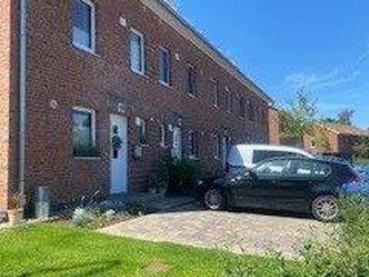 Reihenhaus zur Miete 1.690 € 5 Zimmer 129 m² 148 m² Grundstück frei ab 01.04.2026 Turmstr. 34 Alveslohe 25486