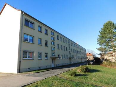 Wohnung zur Miete 325 € 3 Zimmer 58,2 m² frei ab sofort Nossen Nossen 01683