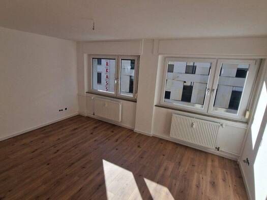 Wohnung zur Miete 585 € 2 Zimmer 50 m² 2. Geschoss frei ab 15.03.2026 Innenstadt Pforzheim 75172