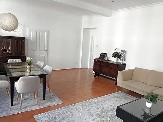 Wohnung zur Miete auf Zeit 1.440 € 2,5 Zimmer 81 m² Landstraße 1030