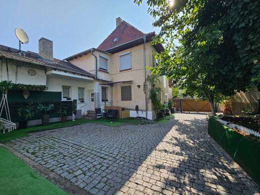 Mehrfamilienhaus zum Kauf 375.000 € 6,5 Zimmer 165 m² 601 m² Grundstück frei ab 01.10.2026 Lampertheimer Straße 5 Bürstadt Bürstadt 68642