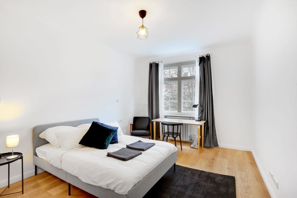 Wohnung zur Miete Wohnen auf Zeit 985 € 2 Zimmer 17,6 m²<br/>Wohnfläche 17.03.2025<br/>Verfügbarkeit Silbersteinstr. 39<br/>12051 Berlin Neukölln Berlin 12051