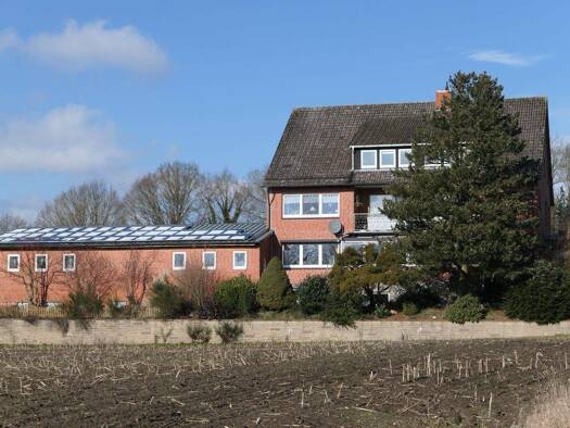 Mehrfamilienhaus zum Kauf 435.000 € 14 Zimmer 445 m² 5.458 m² Grundstück frei ab sofort Borstel Neustadt am Rübenberge 31535