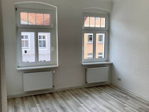 Wohnung zur Miete 493 € 2 Zimmer 49,3 m² frei ab sofort Schöpfurter Str. 10 Eberswalde 16225