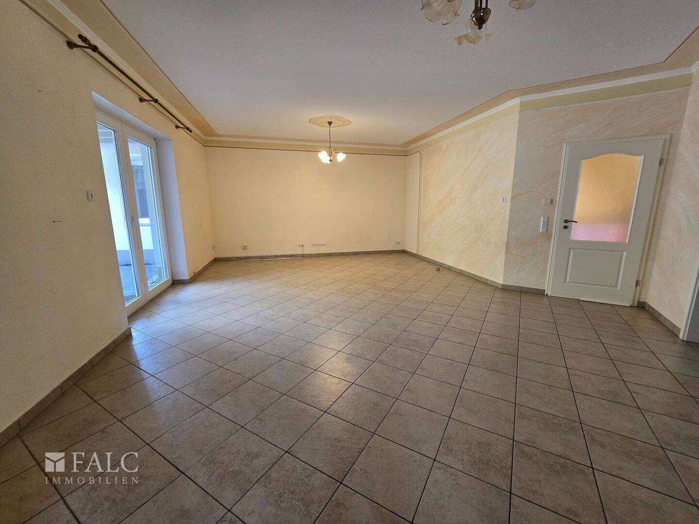 Einfamilienhaus zum Kauf - More