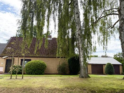 Doppelhaushälfte zum Kauf 275.000 € 3,5 Zimmer 108 m² 809 m² Grundstück Glogauer Straße 34 Jenfeld Hamburg 22045
