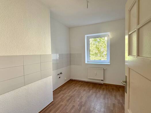 Wohnung zur Miete 477 € 3 Zimmer 63,6 m² 2. Geschoss Merseburger Straße 174 Damaschkestraße Süd 06110