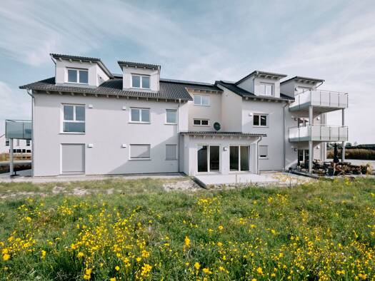 Studio zur Miete 998 € 3 Zimmer 71 m² Geschoss 1/3 frei ab 01.11.2025 Wilhelm-Messer-Str. 14 Wiesentheid 97353