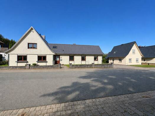 Haus zum Kauf 429.000 € 10 Zimmer 355 m² 1.577 m² Grundstück Zeven Zeven 27404