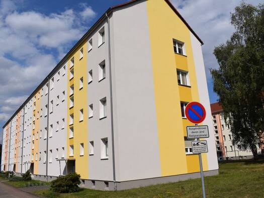Wohnung zur Miete 355 € 2,5 Zimmer 58 m² 1. Geschoss frei ab sofort Goethestraße 13 Bad Lausick Bad Lausick 04651