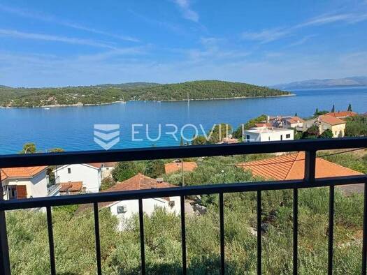 Haus zum Kauf 620.000 € 7 Zimmer 345 m² Necujam Solta 21430