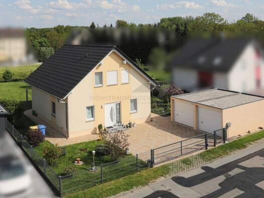 Einfamilienhaus zum Kauf 430.000 € 3,5 Zimmer 117,2 m² 920 m² Grundstück Limbach-Oberfrohna 09212