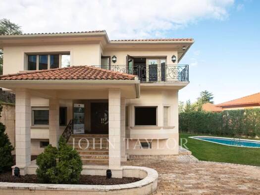 Einfamilienhaus zum Kauf 3.090.000 € 901 m² 1.093 m² Grundstück Madrid 28035