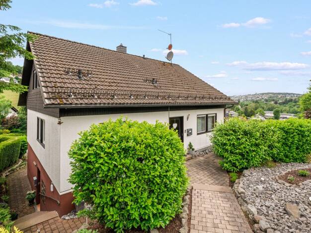 Einfamilienhaus zum Kauf provisionsfrei 249.500 € 10 Zimmer 224,1 m² 565 m² Grundstück Herscheid Herscheid 58849