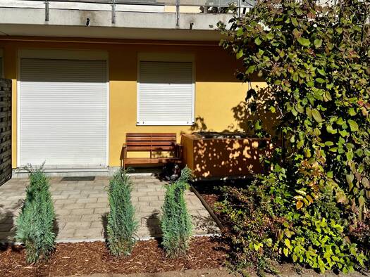 Studio zur Miete 475 € 1 Zimmer 35 m² EG frei ab 01.09.2025 Lange Straße 74 Innenstadt Fürth 90762