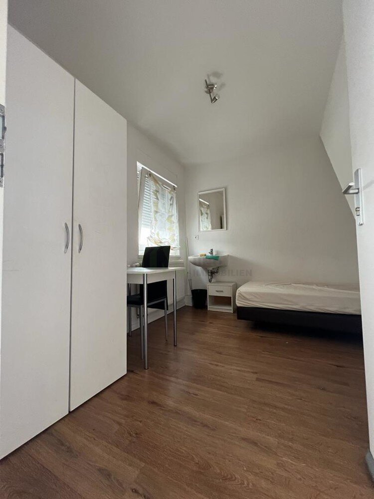 Wohnung zur Miete 330 € 1 Zimmer 10 m²<br/>Wohnfläche ab sofort<br/>Verfügbarkeit Marbach Marbach am Neckar 71672