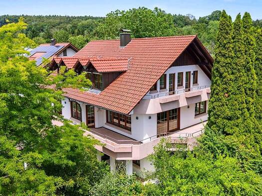 Mehrfamilienhaus zum Kauf 1.095.000 € 10 Zimmer 366,3 m² 652 m² Grundstück Steißlingen 78256